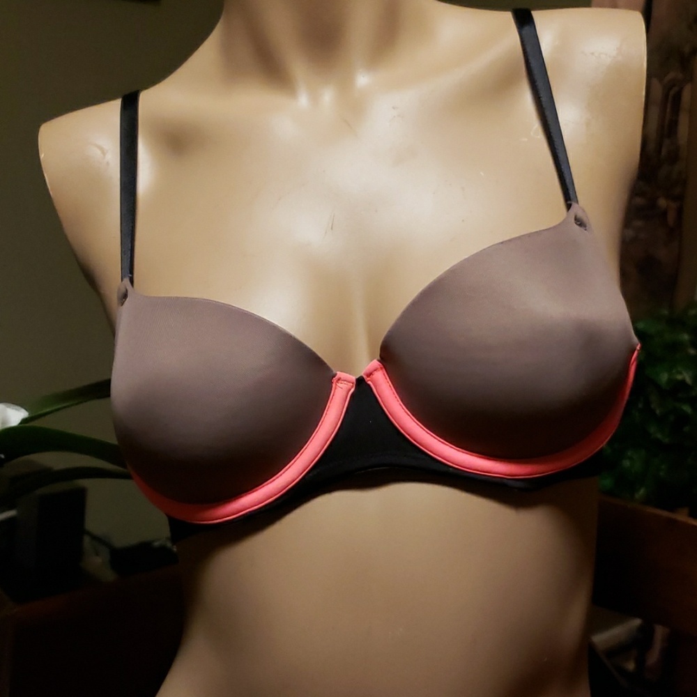 PINK Victorias Secret Brown lightly lined Bra Size 32B